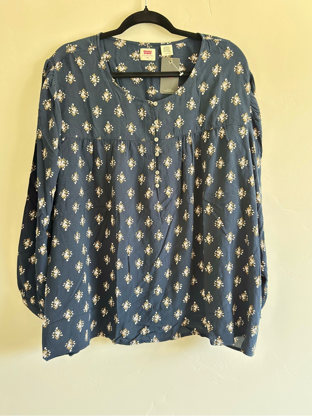 Levi's Navy Blue Floral Button-Front Tunic 4X